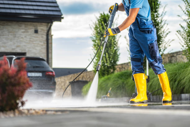Best Driveway Pressure Washing  in Prince Frederick, MD